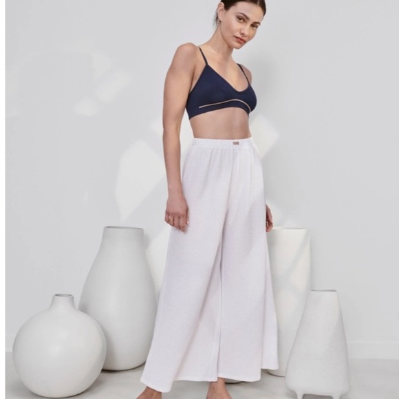 lunya Pants - NWT LUNYA Organic Cotton Seersucker Drapey Wide Leg Pant